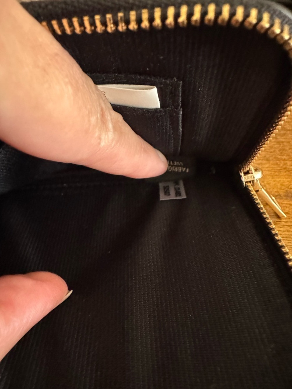 Coach XL Hangtag Wallet Black Leather Zip Pouch NWOT - Picture 4 of 6